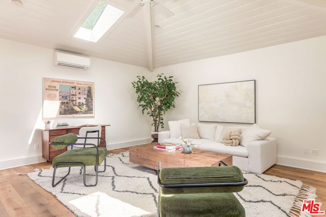 2590 Armacost Avenue, Los Angeles CA: https://media.crmls.org/mediaz/fdadd22c-3b18-4473-b631-2c1bb84e023e.jpg
