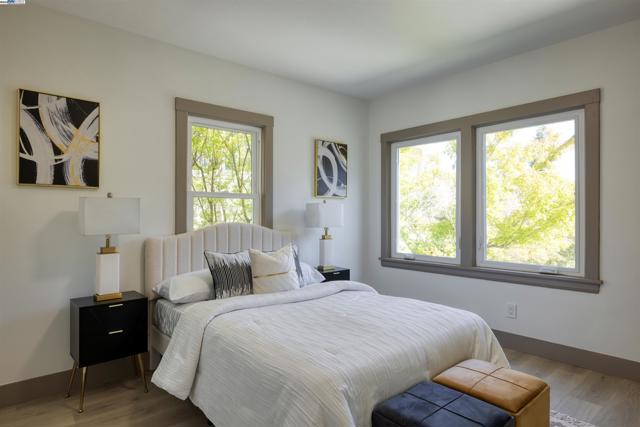 135 Morningside Drive, San Anselmo CA: https://media.crmls.org/mediaz/fdaec7c0-aee9-49af-a4b0-3117bd314dbf.jpg