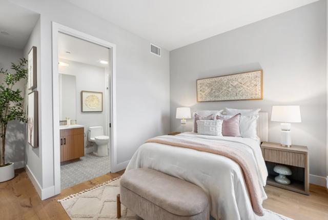 231 Hope Street, Mountain View CA: https://media.crmls.org/mediaz/fdaf2fe1-0ad1-4fb3-8998-d7cbcb430332.jpg