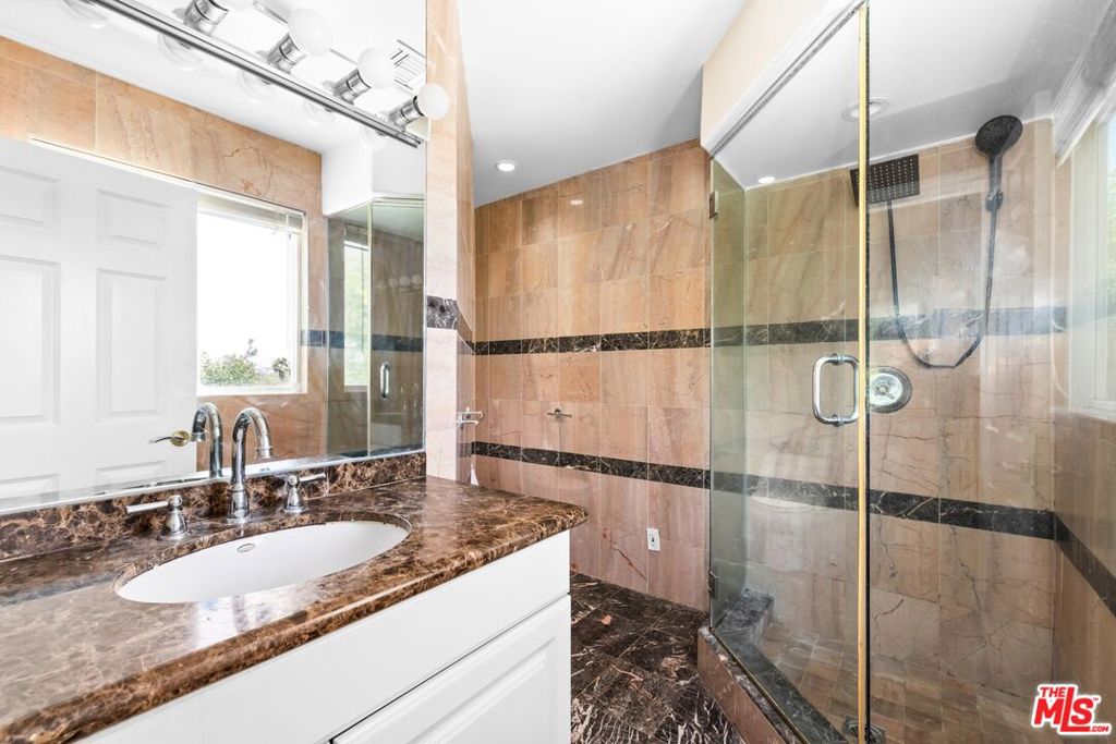 MLS #25589039 image #14