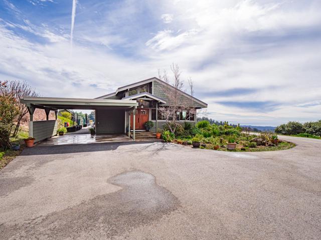 1584 Tindall Ranch Road, Corralitos CA: https://media.crmls.org/mediaz/fdb2d20d-eaa0-46b5-b49f-fbc1efafba55.jpg