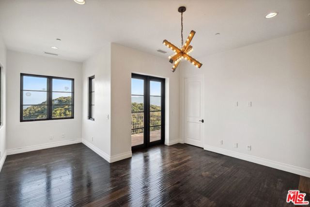 1650 Luse Tank Road, Topanga CA: https://media.crmls.org/mediaz/fdb2e51d-5952-4437-a913-abc3579a44e1.jpg