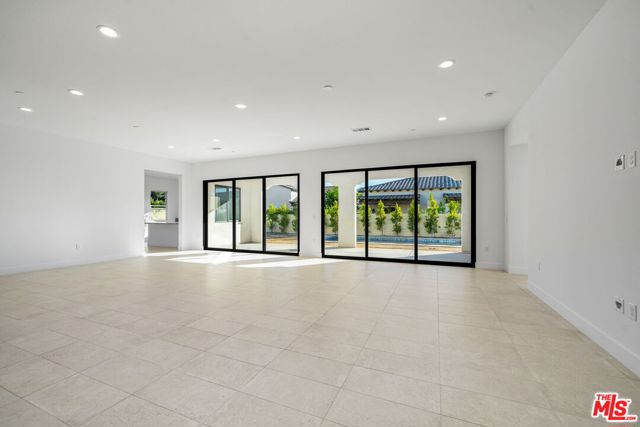 57660 Cherrywood Place, La Quinta CA: https://media.crmls.org/mediaz/fdb36e83-184e-4da6-b3d9-333f370d5dc5.jpg