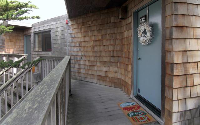 101 Shell Drive, Watsonville CA: https://media.crmls.org/mediaz/fdb38b9a-3850-4cb4-91a5-40062a251042.jpg