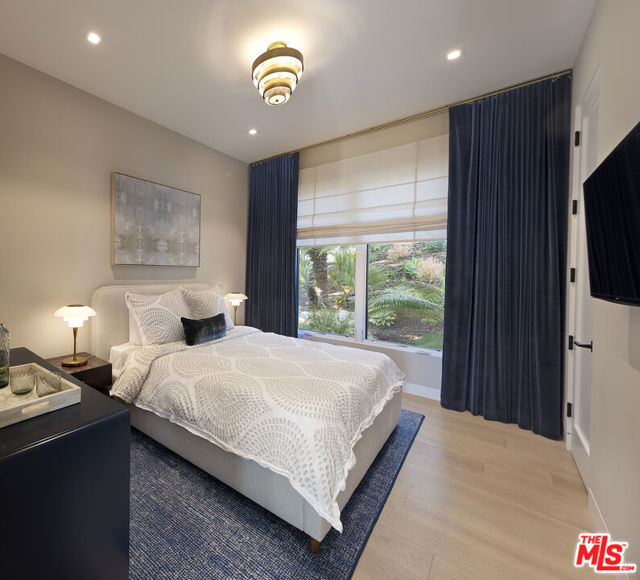 945 Arbolado Road, Santa Barbara CA: https://media.crmls.org/mediaz/fdb467dd-c142-41d2-a6fc-22a21b1a3379.jpg