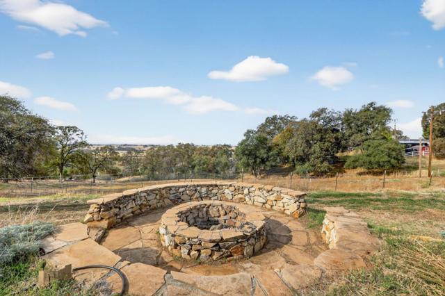 35 Blazeford Gulch, Oroville CA: https://media.crmls.org/mediaz/fdb606c6-6fad-44d8-be0a-3d10467f4f56.jpg