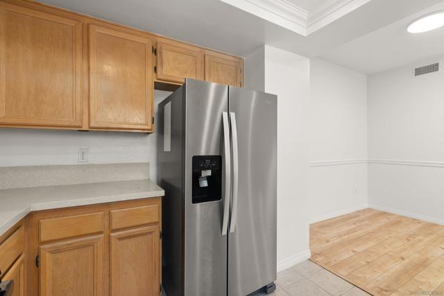 10885 Scripps Ranch Blvd, San Diego CA: https://media.crmls.org/mediaz/fdb6a6d8-fc18-4534-bef3-305aa9a7da1c.jpg