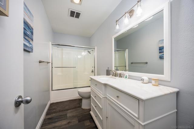 5700 Baltimore Dr, La Mesa CA: https://media.crmls.org/mediaz/fdba45f0-80dc-44b9-8ab2-e9e5a4936ee8.jpg