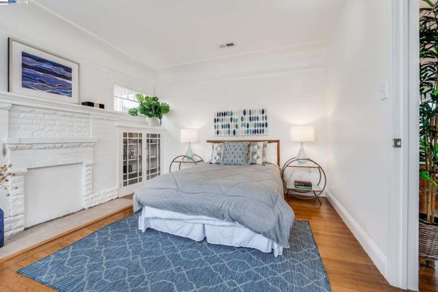 1510 Burbeck Ave, Richmond CA: https://media.crmls.org/mediaz/fdbb5a5f-09a2-40cc-b8a4-81d8aabb9cfb.jpg