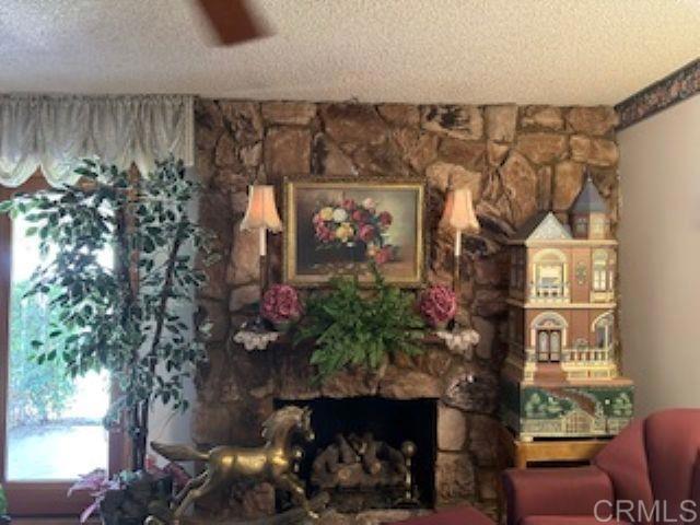 Detail Gallery Image 17 of 22 For 1637 Oak Hill, Escondido,  CA 92027 - 3 Beds | 2 Baths