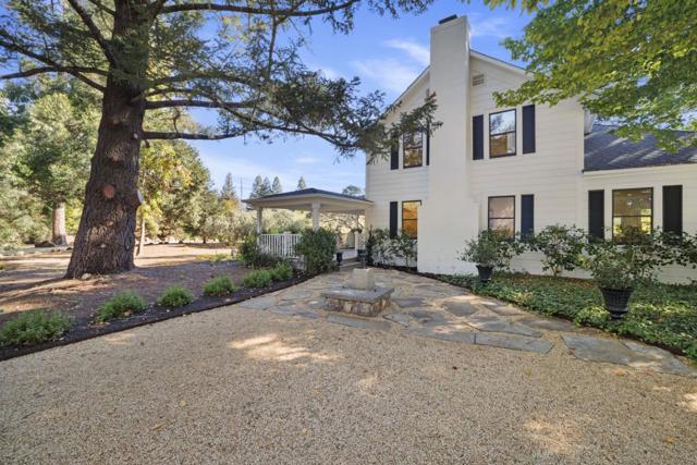 2551 Grant Street, Calistoga CA: https://media.crmls.org/mediaz/fdbbfea9-de2d-49d7-b96d-03681cd69320.jpg