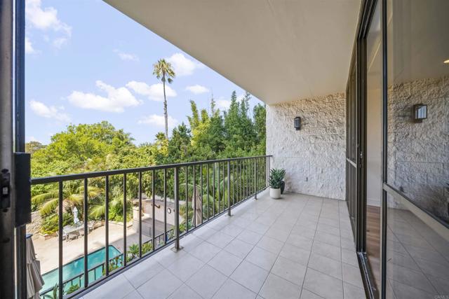 Detail Gallery Image 33 of 48 For 2500 Torrey Pines Rd #305,  La Jolla,  CA 92037 - 2 Beds | 2 Baths