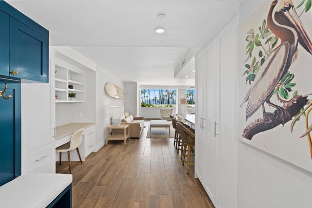 1820 Avenida del Mundo, Coronado CA: https://media.crmls.org/mediaz/fdbce9fe-4b42-49dc-aaf5-1c59cafdb7d5.jpg