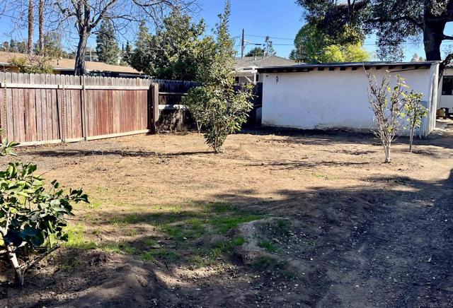 228 15th w/ADU, Escondido, California 92025, 3 Bedrooms Bedrooms, ,1 BathroomBathrooms,Single Family Residence,For Sale,15th w/ADU,250016781SD