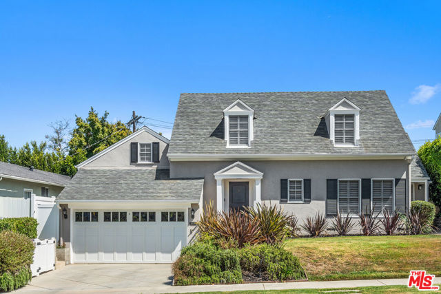 10574 Holman Avenue, Los Angeles CA: https://media.crmls.org/mediaz/fdbe82f6-cc8c-4d4d-b782-08d4478d9e31.jpg