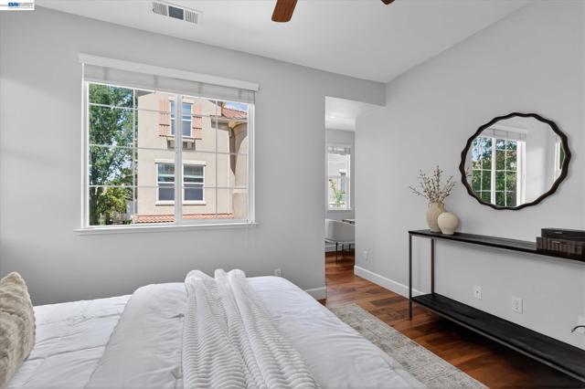 5880 Hillbrook Pl, Dublin CA: https://media.crmls.org/mediaz/fdbe9824-0e84-44c8-bfce-17edf6c7fc32.jpg