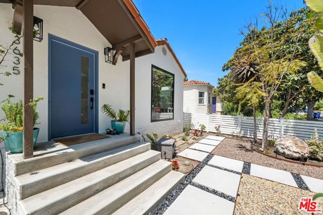 3635 Wesley Street photo 6