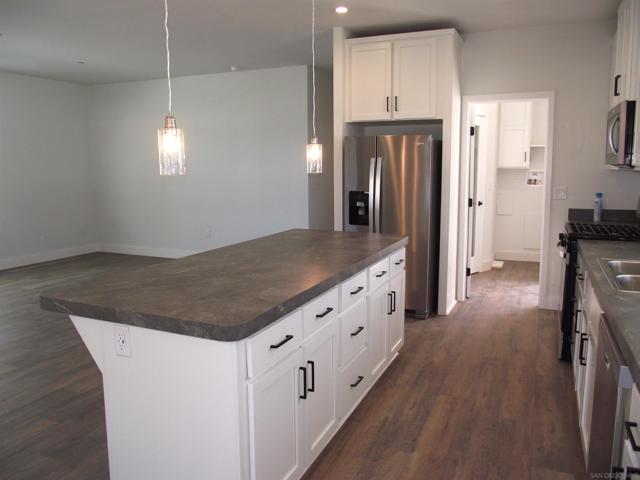 35109 Highway 79, Warner Springs CA: https://media.crmls.org/mediaz/fdbfa90f-6457-4f34-8a2a-00a02c28fa26.jpg