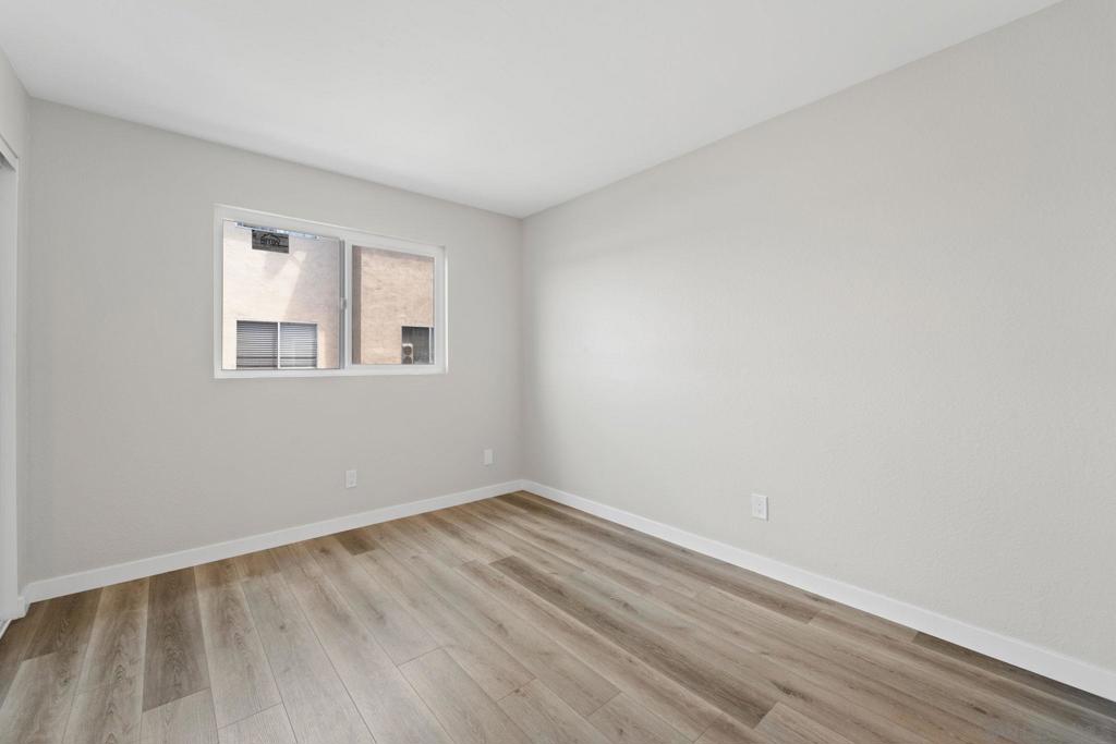 239 50th St - photo 18