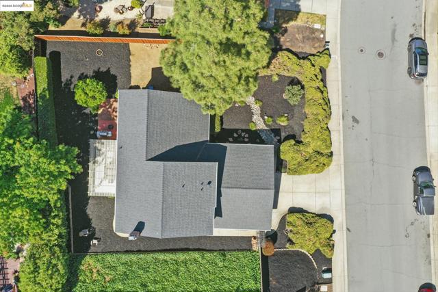 640 Mt Duncan, Clayton CA: https://media.crmls.org/mediaz/fdc1d731-6afd-42a9-a68d-631fe1cff6ac.jpg