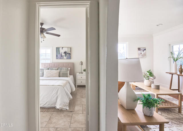 401 Del Norte Street, Los Angeles CA: https://media.crmls.org/mediaz/fdc1f261-e544-43fe-a390-c99c8f38585c.jpg