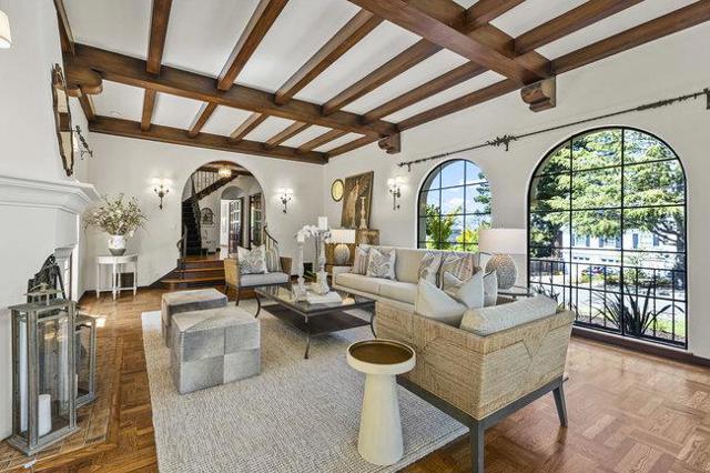 320 Jackson Street, San Mateo CA: https://media.crmls.org/mediaz/fdc25a8f-9c6c-4929-a03f-9084b37e9d31.jpg