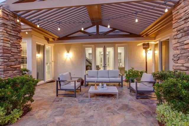 2209 Eucalyptus Ave, Escondido CA: https://media.crmls.org/mediaz/fdc25d24-71e0-4e7f-8a06-398247aaddd1.jpg