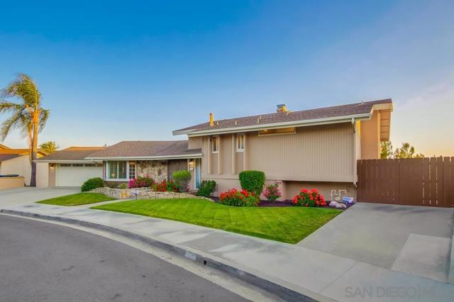 1963 Hacienda Circle, El Cajon CA: https://media.crmls.org/mediaz/fdc2c3c2-88d2-471c-807f-990ca3ff36cc.jpg