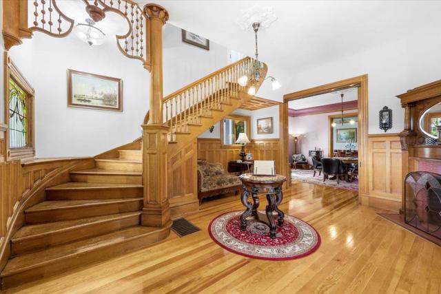 Image 9 of 71 For 223 Oregon Street