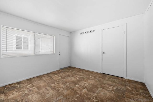 9920 22 River St, Lakeside CA: https://media.crmls.org/mediaz/fdc4243b-f781-4c70-abf1-29e44da4b6b6.jpg