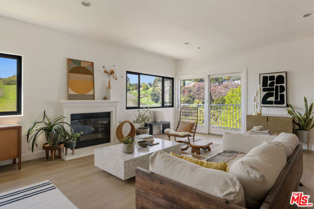 3750 Roberta Street, Los Angeles CA: https://media.crmls.org/mediaz/fdc42b80-fb78-4f17-bd2a-9b2a4577e42a.jpg