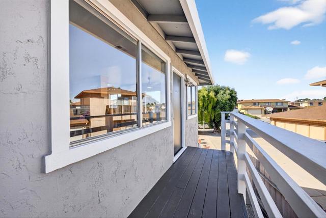 18848 Eisenhower Street, Salinas CA: https://media.crmls.org/mediaz/fdc48a60-a8e3-4885-825f-fc37c075c010.jpg