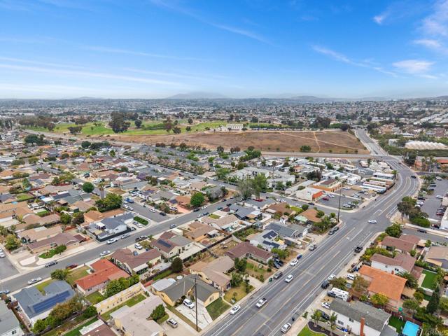 2862 Coronado Avenue, San Diego CA: https://media.crmls.org/mediaz/fdc5af9f-c01f-4ac4-9864-cec3728559e5.jpg