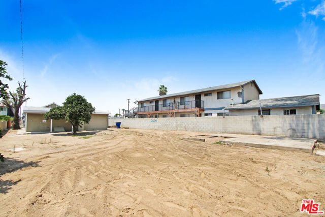 2981 Loma Avenue, San Bernardino CA: https://media.crmls.org/mediaz/fdc707ac-ddbe-42bf-bfea-e3f67b6d5688.jpg
