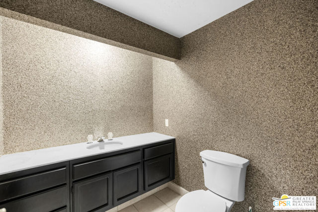 2910 Cervantes Court, Palm Springs CA: https://media.crmls.org/mediaz/fdc77a4d-b25c-49f8-9658-1c613236a8e3.jpg