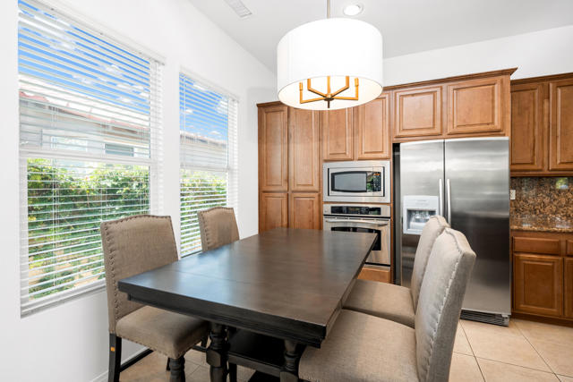 Image 10 of 32 For 105 Shoreline Drive