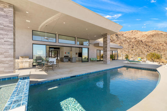 Image 5 of 65 For 71260 Oasis Trail