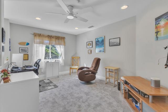 Image 18 of 40 For 10403 Valley Waters Drive