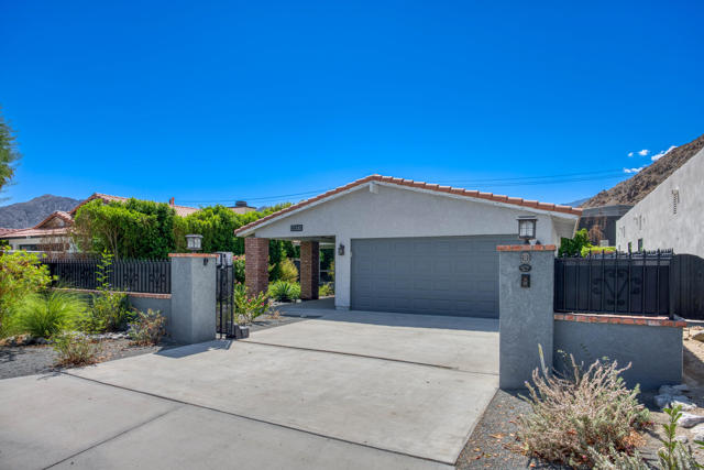 77145 Calle Durango, La Quinta CA: https://media.crmls.org/mediaz/fdc8a4ec-e7b8-4b14-84ad-e6eefa2589a7.jpg