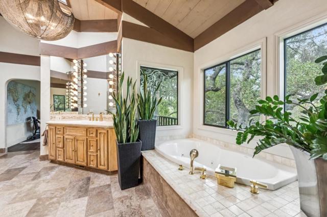61 Oak Haven Way, Woodside CA: https://media.crmls.org/mediaz/fdc9ad2f-a7ac-419f-8d76-869f16c97976.jpg