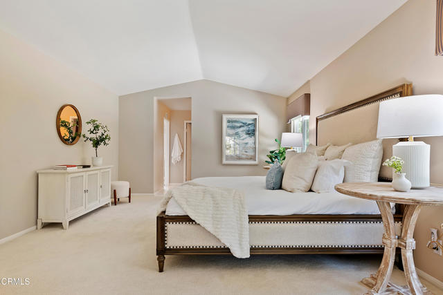 Detail Gallery Image 21 of 45 For 1480 Forest Knoll Dr, Oak Park,  CA 91377 - 4 Beds | 3 Baths