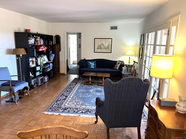 5055 Mount Frissell Dr, San Diego CA: https://media.crmls.org/mediaz/fdcafc0c-a429-44f9-9a8a-a6f5c7333b92.jpg