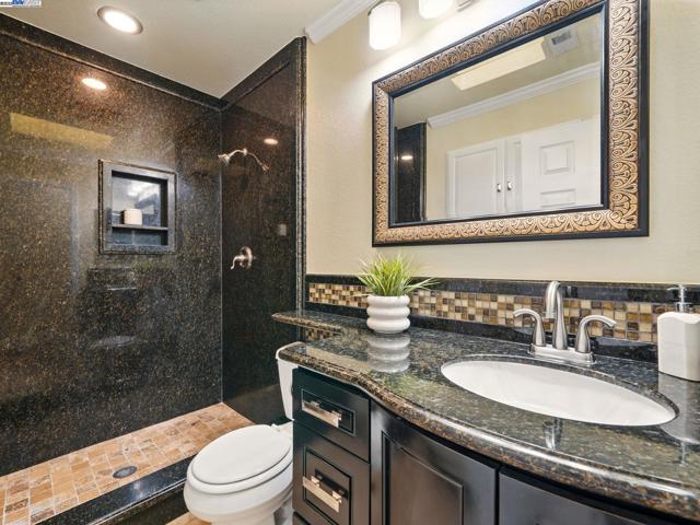 33537 Bardolph Cir, Fremont CA: https://media.crmls.org/mediaz/fdcb5785-09d6-455a-ad8b-452d2bc0e26c.jpg