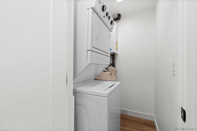 1110 Sea Village Dr, Cardiff by the Sea CA: https://media.crmls.org/mediaz/fdcb5ddf-266a-4b55-ab05-5189bf67091f.jpg