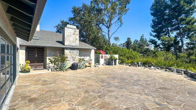 Detail Gallery Image 4 of 38 For 1344 Marianna Rd, Pasadena,  CA 91105 - 4 Beds | 3/1 Baths