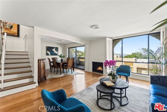 4227 Freedom Drive, Calabasas CA: https://media.crmls.org/mediaz/fdcbbb4e-ae9b-46ac-894f-8a5ddb2dbb48.jpg