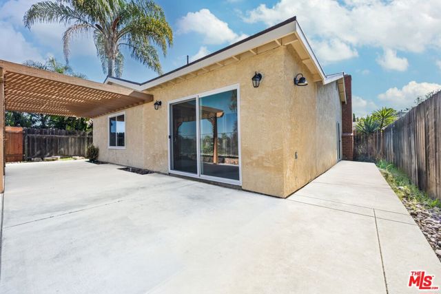 23061 Via San Gabriel, Mission Viejo CA: https://media.crmls.org/mediaz/fdcc211a-c1da-41bd-baa7-711812ce3cfb.jpg