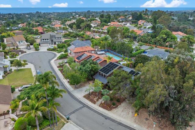 Detail Gallery Image 4 of 47 For 1184 Sidonia Ct, Encinitas,  CA 92024 - 5 Beds | 2/1 Baths