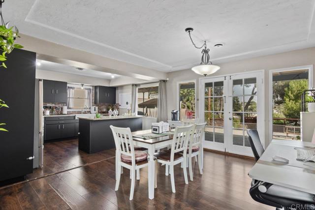 Detail Gallery Image 9 of 39 For 6114 Tarragona Dr, San Diego,  CA 92115 - 4 Beds | 2 Baths