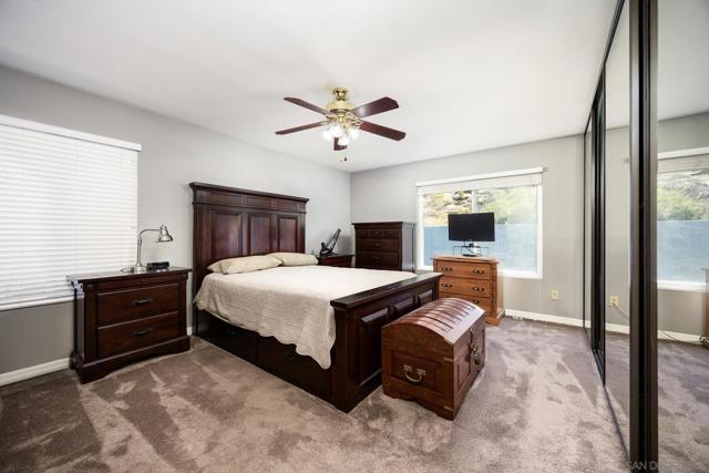 14543 High Pine St, Poway CA: https://media.crmls.org/mediaz/fdcda325-18fc-4d4e-b425-08be9cc6ed08.jpg